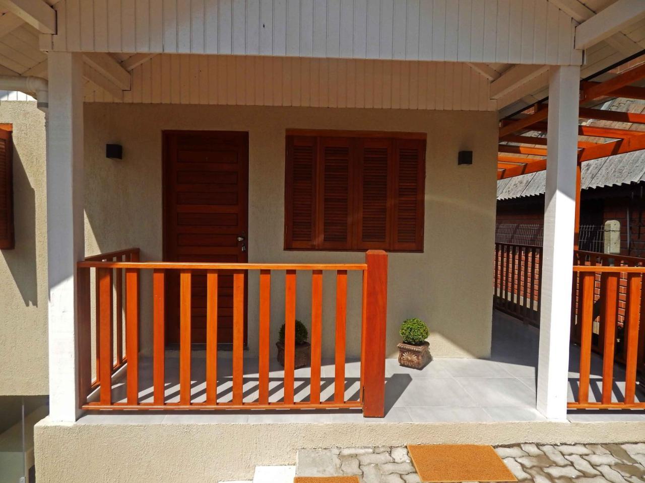 Flats Ouro Gramado Localizado A 900 Metros Da Entrada Do Centro De Gramado Apartment Exterior photo